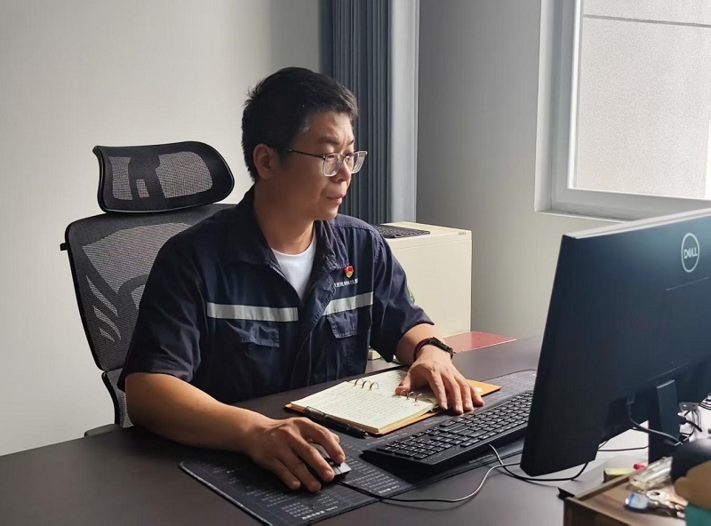 阮欣：一心干工作 丹心謀發(fā)展