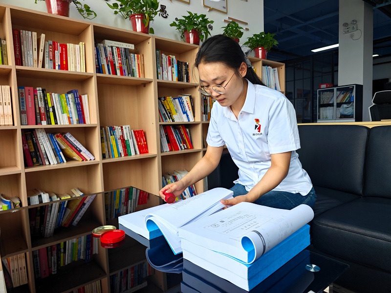 史嘉鑫：在投標戰線上綻放巾幗光彩