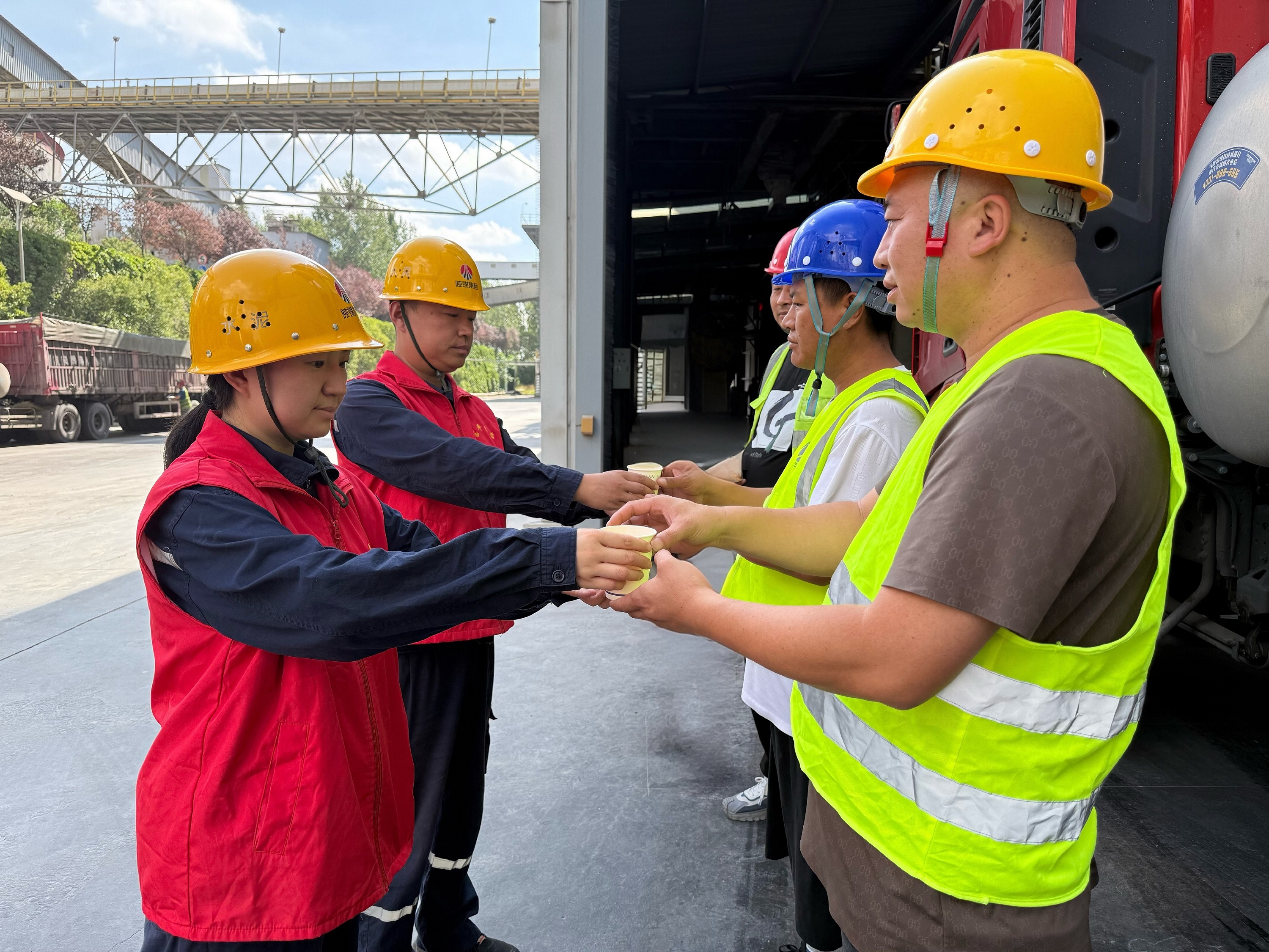 富平公司發運車間開展安全服務提升活動