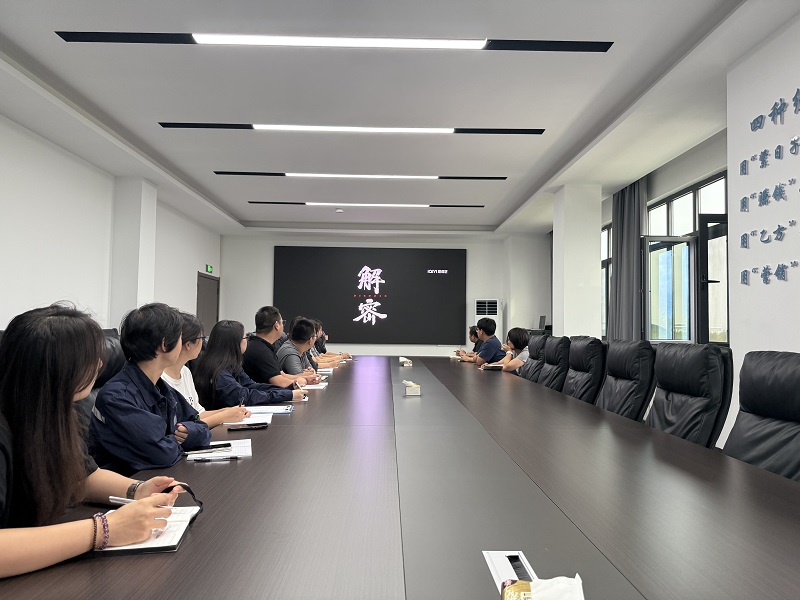 龍門綠碳公司組織開展“慶十一”觀影活動